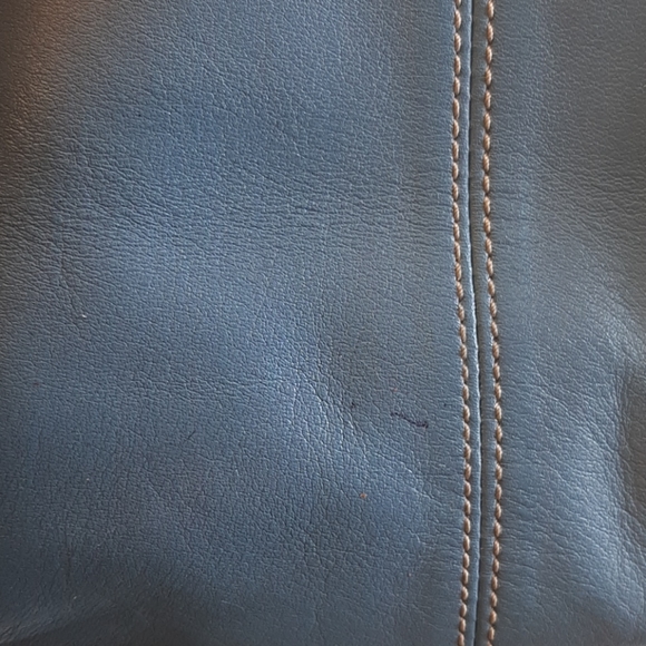 Genuine Coach tote - Picture 5 of 6